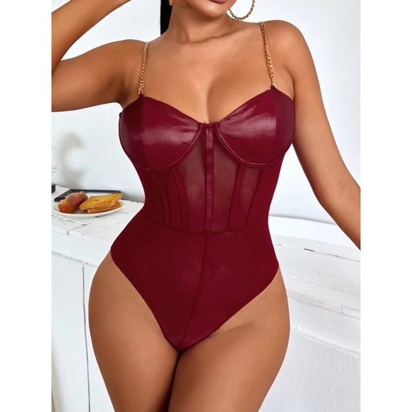 BURGUNDY CHAIN STRAP BODYSUIT - Picture 4 of 5